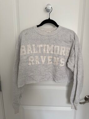 Baltimore Ravens Grey Cropped Sweatshirt